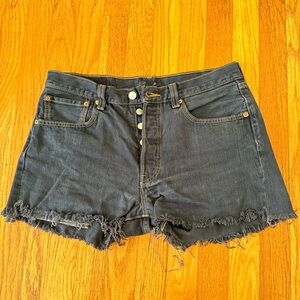 LEVIS Dark wash 501 cutoffs
